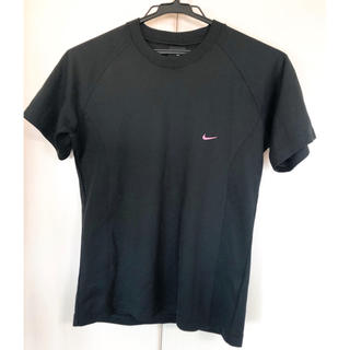 ナイキ(NIKE)のナイキ　ブラック×ピンク　Tシャツ(Tシャツ(半袖/袖なし))
