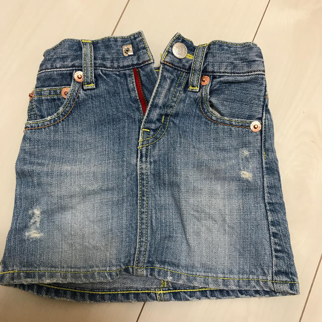 CO&LU(ココルル)のココルルデニムスカート 90㎝くらい キッズ/ベビー/マタニティのキッズ服女の子用(90cm~)(スカート)の商品写真