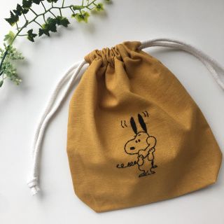 ハンドメイド　SNOOPY刺繍巾着ポーチ(ポーチ)