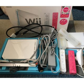 ウィー(Wii)のWii  本体(家庭用ゲーム機本体)