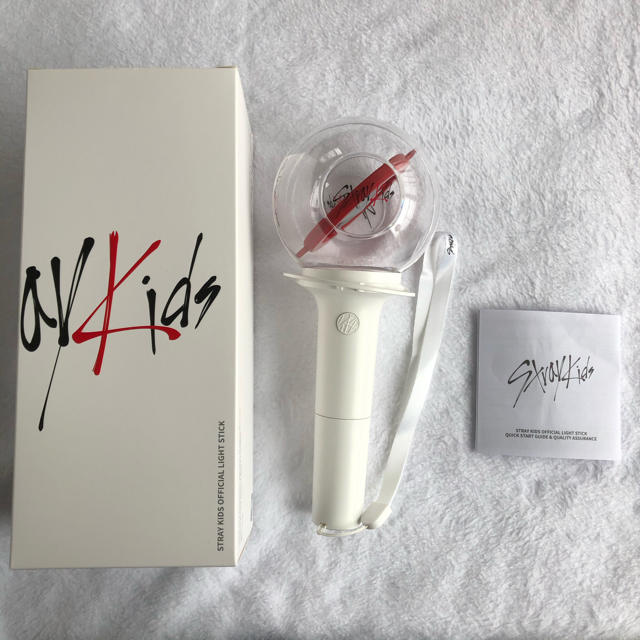 新品、本物、当店在庫だから安心】 StrayKids 公式ペンライト