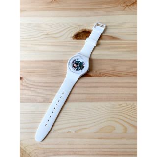 スウォッチ(swatch)のswatch ニュージェントラッカード　ホワイト　２０１２年モデル(腕時計(アナログ))