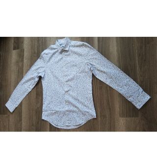 ザラ(ZARA)の【美品】ZARA MAN 花柄シャツ 38（S）(シャツ)