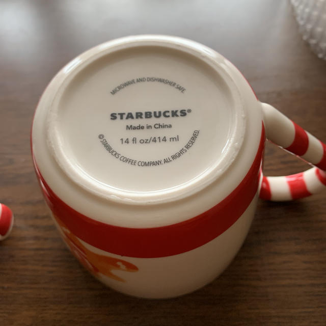 Starbucks Coffee(スターバックスコーヒー)のスタバ　マグカップ　クリスマス限定セット キッズ/ベビー/マタニティの授乳/お食事用品(マグカップ)の商品写真