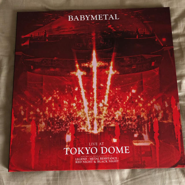 BABYMETAL LIVE AT TOKYO DOME Blu-Ray エンタメ/ホビーのDVD/ブルーレイ(ミュージック)の商品写真