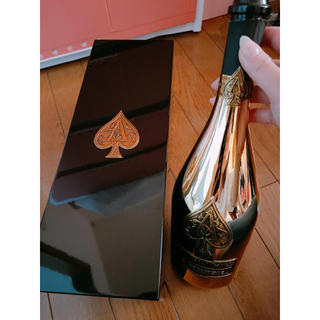 アルマンドバジ(Armand Basi)のアルマンド ゴールド 空瓶 箱付き(シャンパン/スパークリングワイン)