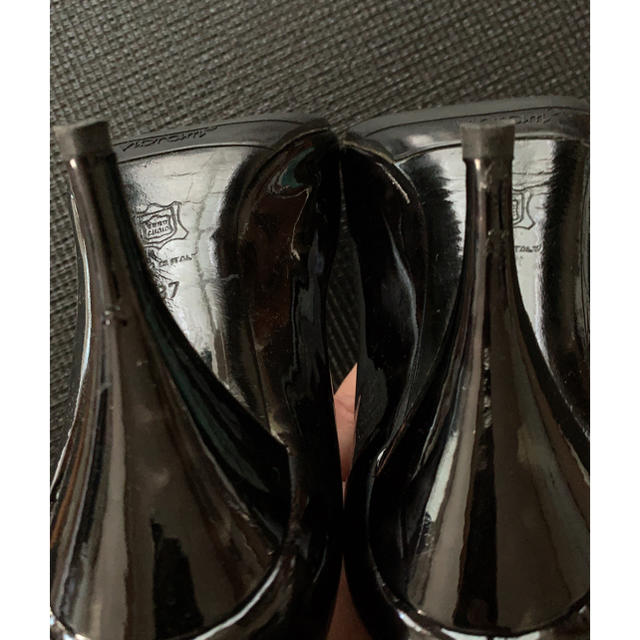 PIERRE HARDY(ピエールアルディ)のピエールアルディパンプス レディースの靴/シューズ(ハイヒール/パンプス)の商品写真