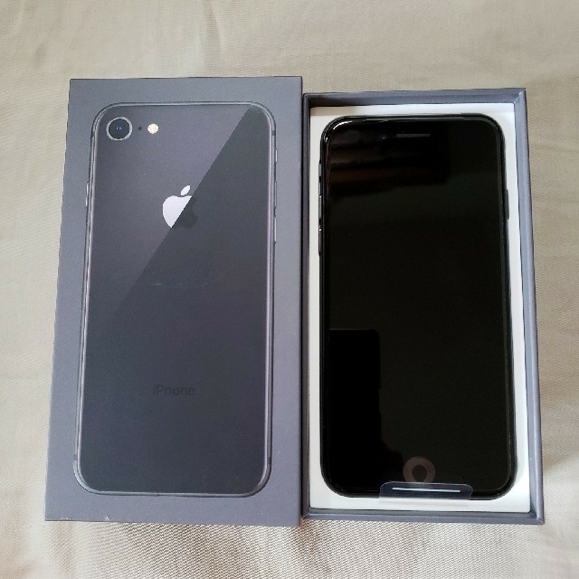 iPhone 8 Space Gray 64 GB SIMフリースマートフォン/携帯電話