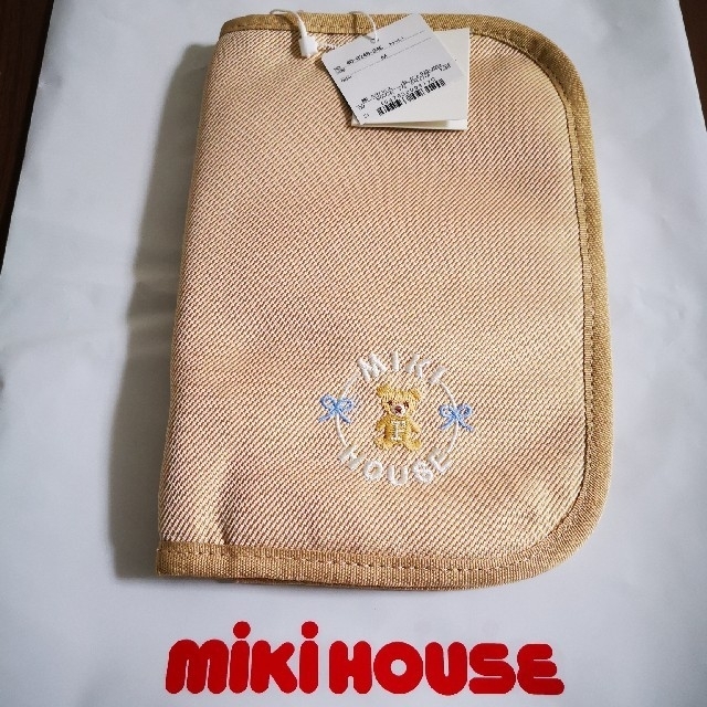 mikihouse(ミキハウス)の新品タグつき MIKI HOUSE　母子手帳ケース キッズ/ベビー/マタニティのマタニティ(母子手帳ケース)の商品写真