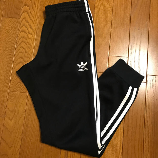 adidas トラックパンツ M