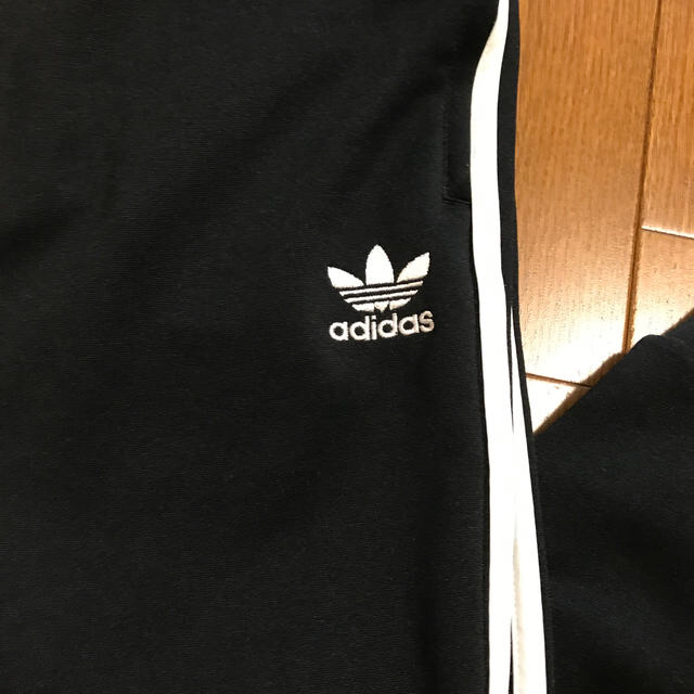 adidas(アディダス)のadidas トラックパンツ M レディースのパンツ(その他)の商品写真