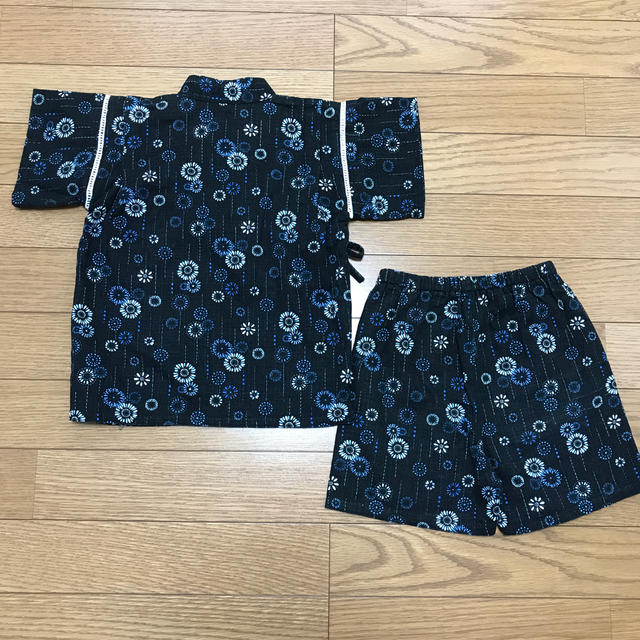 甚平 95 男の子 夏祭り 花火 盆踊り 黒 カッコイイ 夏服 キッズ/ベビー/マタニティのキッズ服男の子用(90cm~)(甚平/浴衣)の商品写真