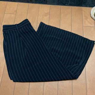 ユニクロ(UNIQLO)のUNIQLO ストライプワイドパンツ(カジュアルパンツ)