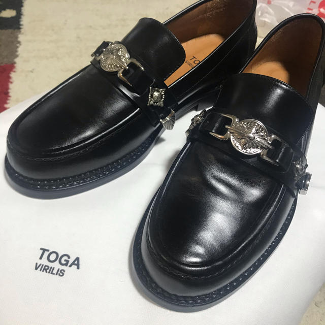 新品 TOGA メタルローファー vilrilis toga - ドレス/ビジネス - kajal.pl