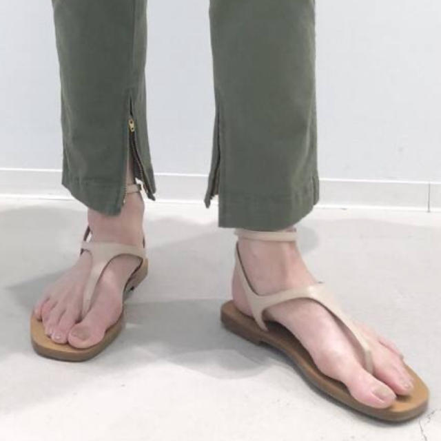 L'Appartement DEUXIEME CLASSE(アパルトモンドゥーズィエムクラス)のANKLE STRAP SANDALS レディースの靴/シューズ(サンダル)の商品写真