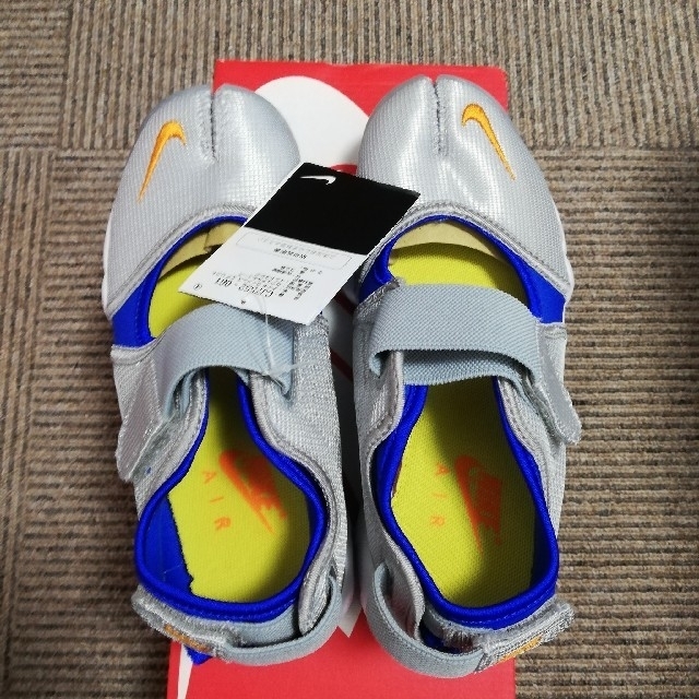 タグ付き 正規品 NIKE エアリフト シルバー 23 cm ナイキ