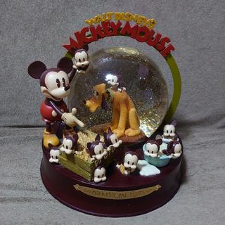 貴重 ディズニー 75周年記念スノーグローブ ミッキー＆プルート-