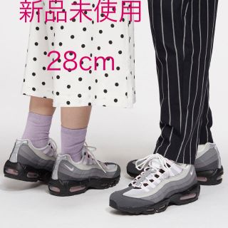 ナイキ(NIKE)のNIKE AIR MAX 95 premium ピンク　新品未使用(スニーカー)