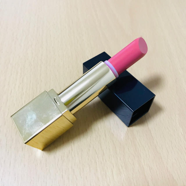 Estee Lauder(エスティローダー)のエスティーローダー　ピュアカラー コスメ/美容のベースメイク/化粧品(口紅)の商品写真