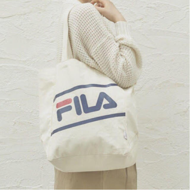 E hyphen world gallery(イーハイフンワールドギャラリー)のE hyphen イーハイフン  FILA トートバッグ レディースのバッグ(トートバッグ)の商品写真