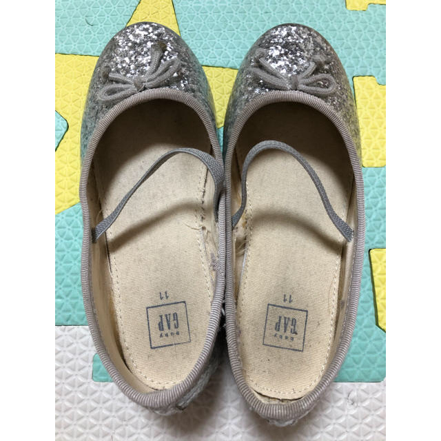 GAP Kids(ギャップキッズ)のGapkids バレエシューズ  17センチ キッズ/ベビー/マタニティのベビー靴/シューズ(~14cm)(フラットシューズ)の商品写真