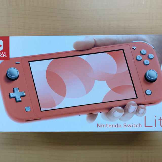 新品　任天堂　Switchlite スイッチライト　コーラル