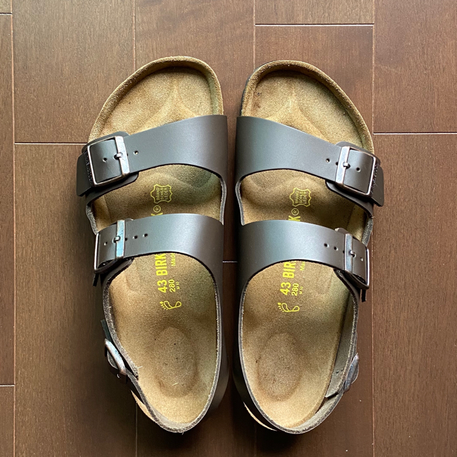 BIRKENSTOCK(ビルケンシュトック)のてつ様　美品 BIRKENSTOCK ミラノ ブラウン 43 幅広 レザー  メンズの靴/シューズ(サンダル)の商品写真