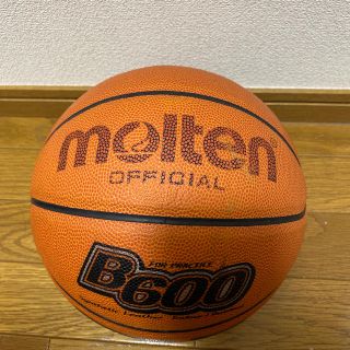 モルテン(molten)のmolten バスケットボール6号　ケース付(バスケットボール)