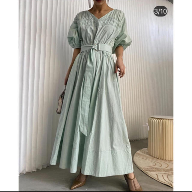 新品タグ付　SHEER PUFF SLEEVE DRESS 茶色　モカ　アメリ