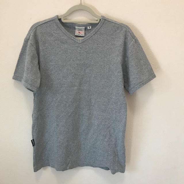 AVIREX(アヴィレックス)のTシャツ AVIREX グレー 半袖 メンズのトップス(Tシャツ/カットソー(半袖/袖なし))の商品写真