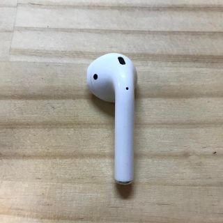 アップル(Apple)のairpods 左耳　第一世代　A1722(ヘッドフォン/イヤフォン)