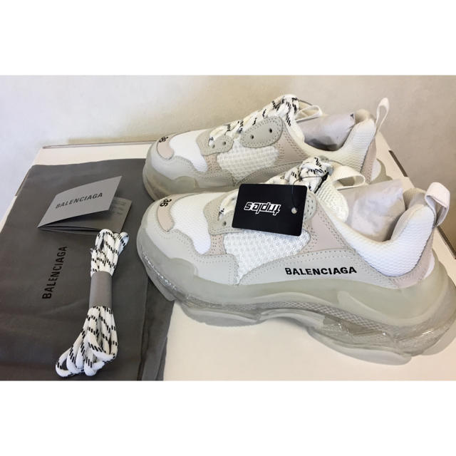 Balenciaga(バレンシアガ)の★新品【BALENCIAGA】TRIPLE S クリアソール スニーカー レディースの靴/シューズ(スニーカー)の商品写真