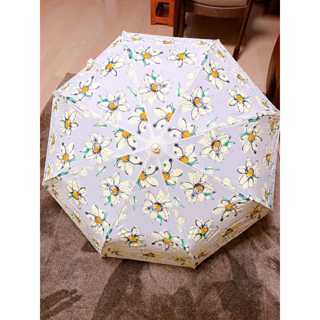 dazzlin(ダズリン)のdazzlin マーガレット柄 折り畳み傘 レディースのファッション小物(傘)の商品写真