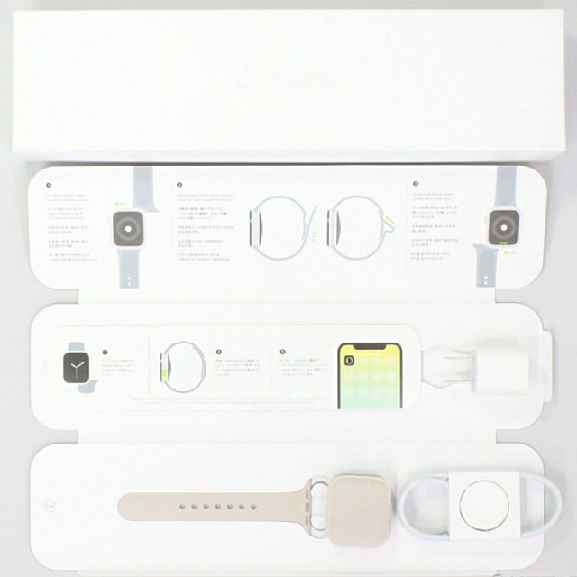 Apple Watch(アップルウォッチ)のアップルウォッチ4(GoldStaitnless 44mm LTE model) メンズの時計(腕時計(デジタル))の商品写真