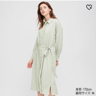 ユニクロ(UNIQLO)のユニクロ　ベルテットロングシャツワンピース(ロングワンピース/マキシワンピース)