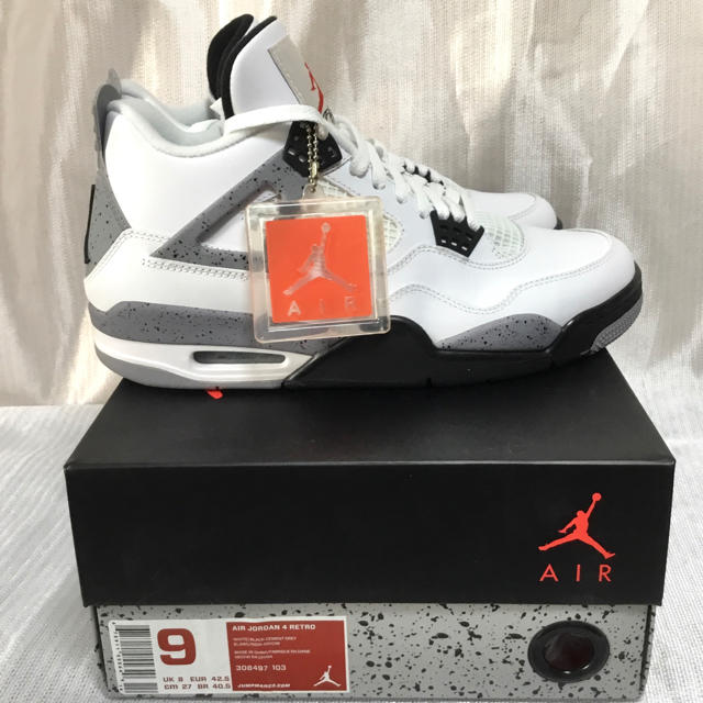 NIKE(ナイキ)の新品未使用 2011年 NIKE AIR JORDAN 4 RETRO GREY メンズの靴/シューズ(スニーカー)の商品写真