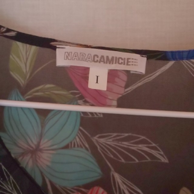 NARACAMICIE(ナラカミーチェ)のNARACAMICIE シースルー花柄カットソー レディースのトップス(シャツ/ブラウス(長袖/七分))の商品写真