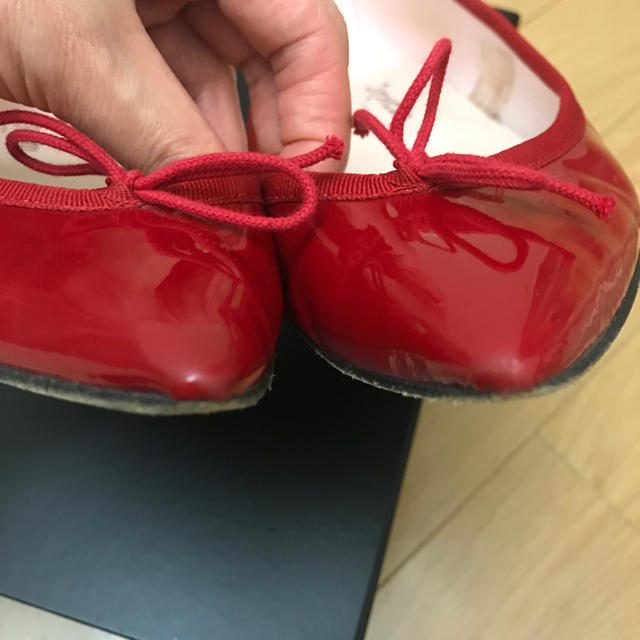 repetto(レペット)のレペット  ブリジット　ポインテッドトゥ　パテント　フレーム　レッド　39.5 レディースの靴/シューズ(バレエシューズ)の商品写真