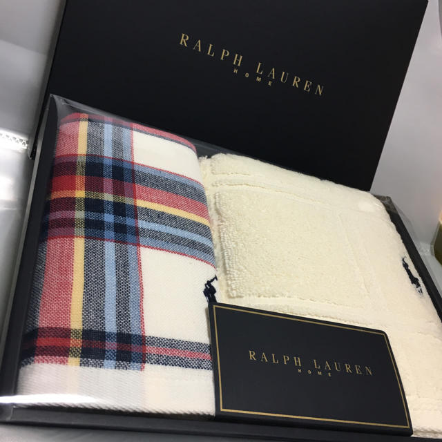 Ralph Lauren(ラルフローレン)の☆りんさん様専用ページ☆ 未使用 ラルフローレン ウォッシュ&ハンドタオルセット インテリア/住まい/日用品の日用品/生活雑貨/旅行(タオル/バス用品)の商品写真