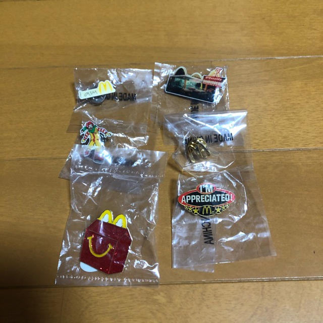 マクドナルド(マクドナルド)のマクドナルド ピンバッチ 非売品 エンタメ/ホビーのアニメグッズ(バッジ/ピンバッジ)の商品写真