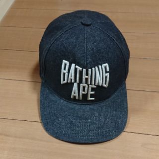 アベイシングエイプ(A BATHING APE)のA BATHING APE 　キャップ　スナップバック　デニム地ブラック(キャップ)