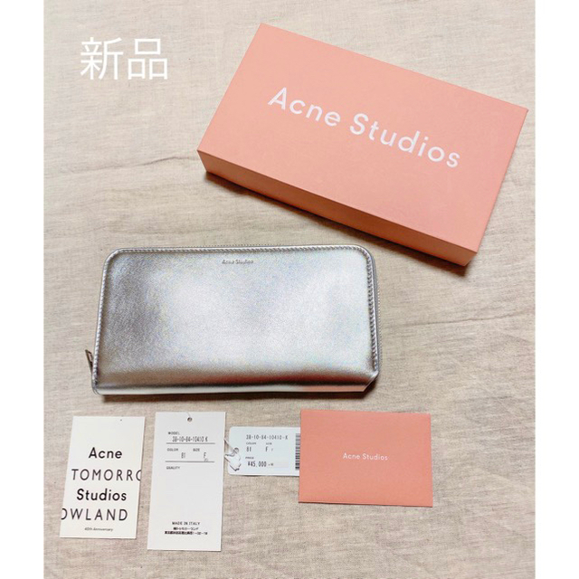 ACNE(アクネ)の新品タグ付定価5万円！Acne Studios×TOMMROWLAND 長財布 レディースのファッション小物(財布)の商品写真