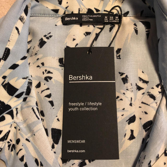 Bershka(ベルシュカ)のベルシュカ　半袖シャツ　アロハシャツ メンズのトップス(シャツ)の商品写真