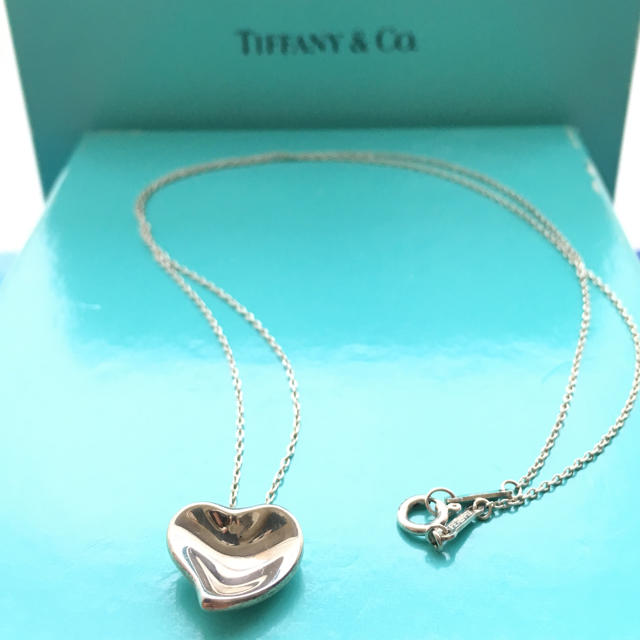 Tiffany & Co.(ティファニー)のTIFFANY & Co シルバー ハート ネックレス レディースのアクセサリー(ネックレス)の商品写真