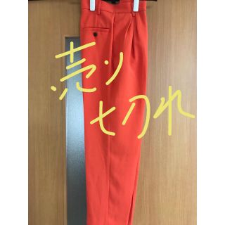 ユニクロ(UNIQLO)のユニクロ　gv gvコラボパンツ(クロップドパンツ)