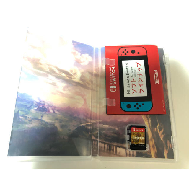 Nintendo Switch(ニンテンドースイッチ)のゼルダの伝説　ブレスオブザワイルド  冒険ガイドブック付き エンタメ/ホビーのゲームソフト/ゲーム機本体(家庭用ゲームソフト)の商品写真