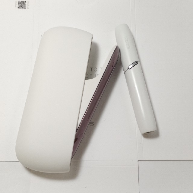 IQOS(アイコス)のIQOS 3　ホワイト メンズのファッション小物(タバコグッズ)の商品写真
