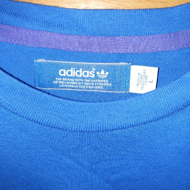 adidas(アディダス)のadidasTシャツ メンズのトップス(Tシャツ/カットソー(半袖/袖なし))の商品写真