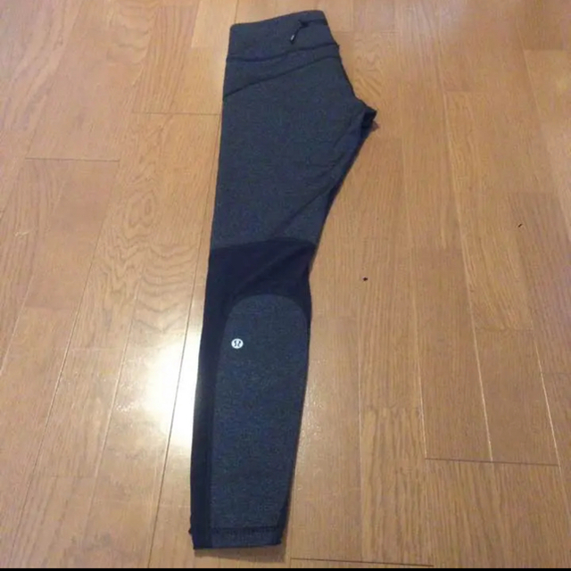 lululemon(ルルレモン)のused lululemon pants size スポーツ/アウトドアのトレーニング/エクササイズ(ヨガ)の商品写真