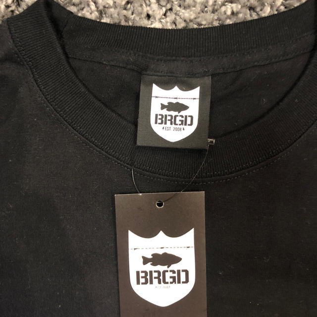 【更に値下げ】BASS BRIGADE Tシャツ新品 L スポーツ/アウトドアのフィッシング(ウエア)の商品写真